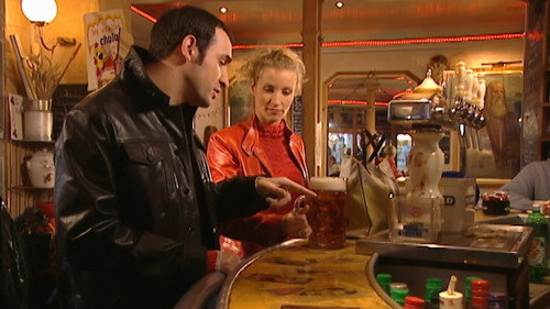 Au bistrot (1) still