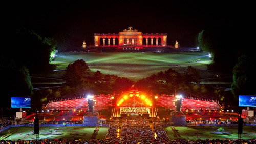 Vienna Philharmonic Summer Night Concert 2014 still