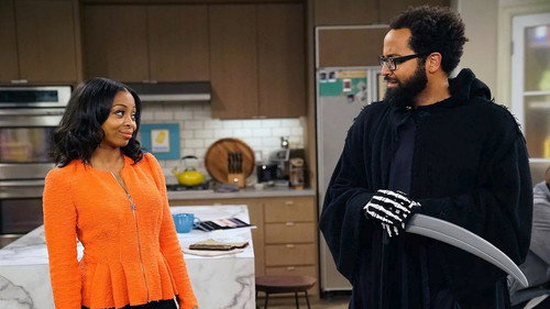 Marlon Season 1 Episode 6 - Surprises