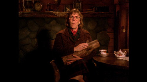 Log Lady Introduction - S02E06 still
