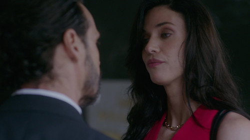 Con esa misma mirada Season 1 Episode 5 - Tras la sombra de Gabriela