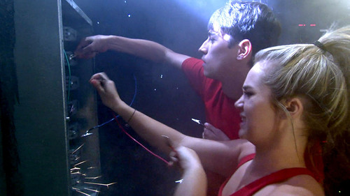 Fear Factor Season 2 Episode 2 - Tech-Hell