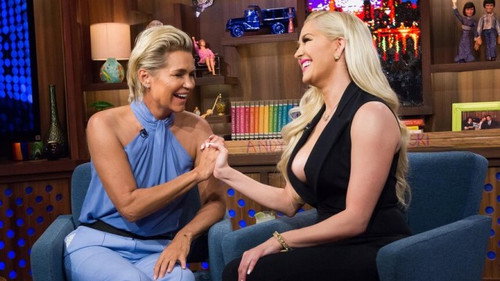 Yolanda Hadid & Erika Girardi still