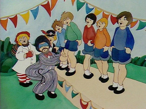 Tickle on the Tum Season 1 Episode 13 - Knobbly Knees