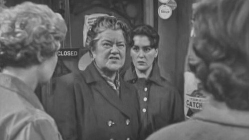Coronation Street Season 1 Episode 2 - Wed Dec 14 1960