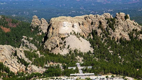 Aerial America Season 7 Episode 5 - Roadside Attractions