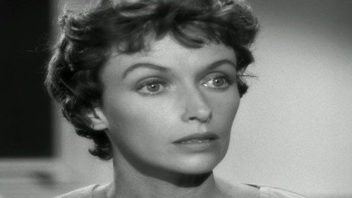 Perry Mason Season 2 Episode 1 - The Case of the Corresponding Corpse