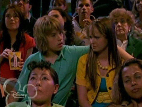 The Suite Life on Deck Season 1 Episode 9 - Flowers and Chocolate