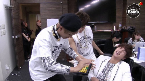 BANGTAN BOMB Season 3 Episode 9 - 95z dance time with a Beat app
