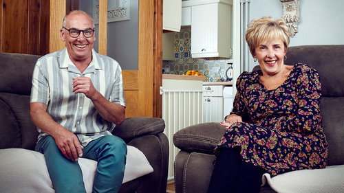 Gogglebox Season 27 Episode 17 - Episode 17