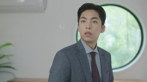 Extraordinary Attorney Woo Season 1 Episode 14 - The Blue Night of Jeju (2)