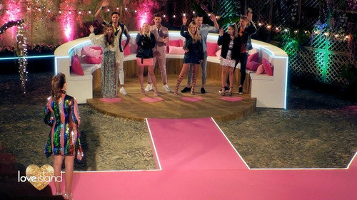 Love Island: Hot Flirts & True Love Season 5 Episode 1 - Episode 1