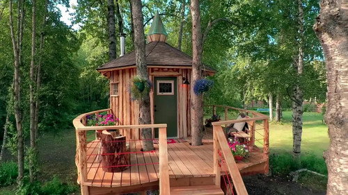 Treehouse Masters Season 10 Episode 4 - The Alaskan Treetop Sauna