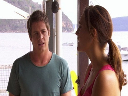 Episode 6055 still