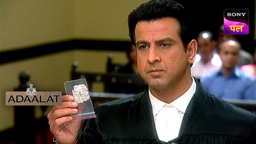 Adaalat Season 1 Episode 72 - Tunnel Mein Khoon