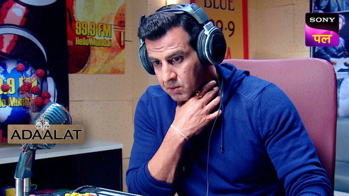 Adaalat Season 1 Episode 196 - Radio Par Live Murder Part 1