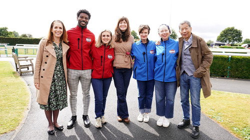 Bargain Hunt Season 70 Episode 2 - Doctors Special