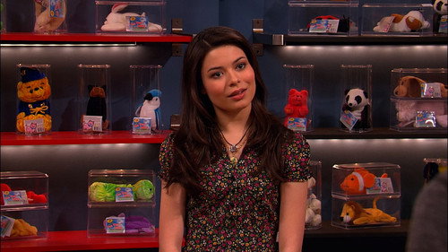 iCarly Season 2 Episode 19 - iDate a Bad Boy (2)