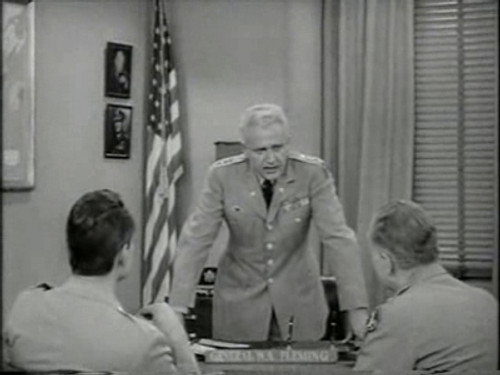 The Phil Silvers Show Season 3 Episode 24 - Bilko The Genius
