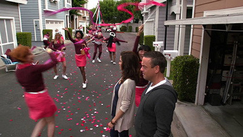The Neighbors Season 1 Episode 7 - 50 Shades of Green