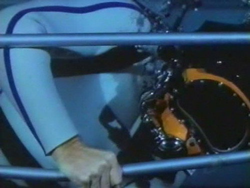 The Six Million Dollar Man Season 5 Episode 1 - Sharks (1)