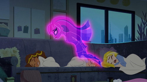 DC Super Hero Girls Season 1 Episode 37 - #LivingTheNightmare