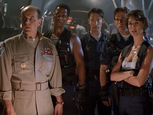 seaQuest DSV Season 3 Episode 1 - Brave New World (2)