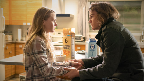Colony Season 3 Episode 11 - Disposable Heroes