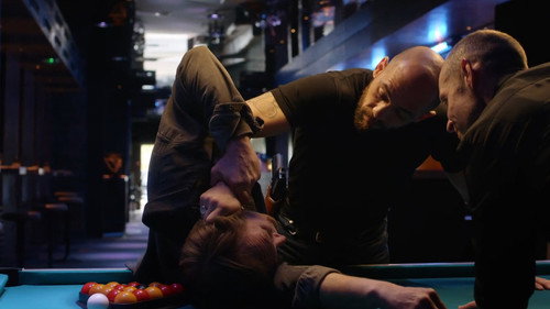 Episode 922 still