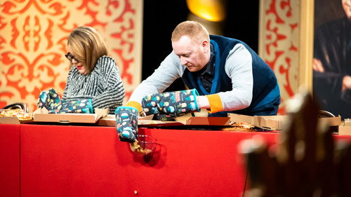 Taskmaster Australia Season 1 Episode 2 - Keep It Clean and Flowing
