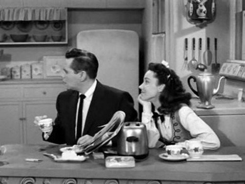 I Love Lucy Season 1 Episode 20 - The Young Fans