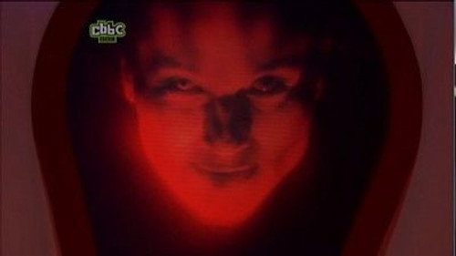 The Sarah Jane Adventures Season 3 Episode 4 - The Mad Woman in the Attic (2)