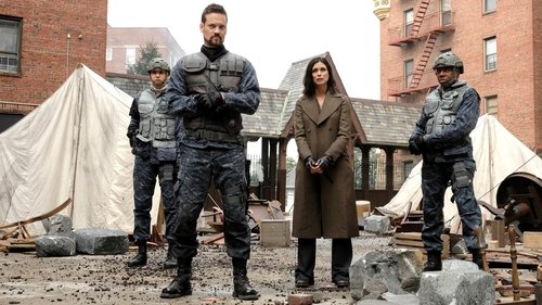 Gotham Season 5 Episode 6 - Legend of Dark Knight: 13 Stitches