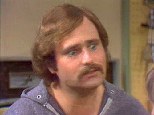 All in the Family Season 6 Episode 1 - The Very Moving Day