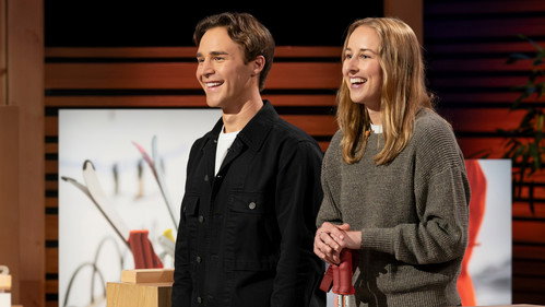 Shark Tank Season 16 Episode 3 - Episode 3