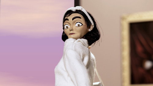 Women Wearing Shoulder Pads Season 1 Episode 2 - ¿Quieres? ¿Quieres? ¡Compra!