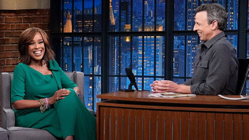Late Night with Seth Meyers Season 12 Episode 25 - Gayle King, Rebecca Ferguson