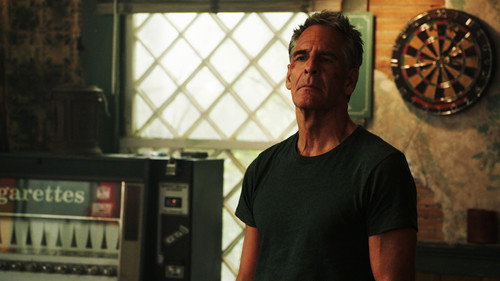 NCIS: New Orleans Season 3 Episode 23 - Down the Rabbit Hole