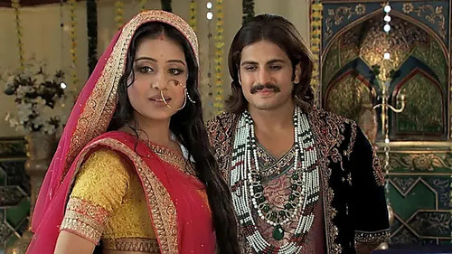 Jodha confronts Anga for betraying Jalal still