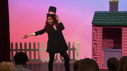 Sam & Cat Season 1 Episode 25 - #BrainCrush