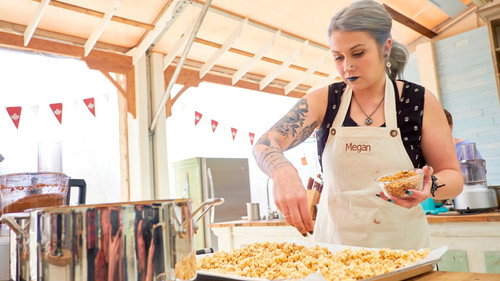 The Great Canadian Baking Show Season 2 Episode 2 - Biscuits and Bars Week