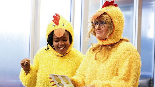 Undercover Boss Season 9 Episode 2 - Idina Menzel