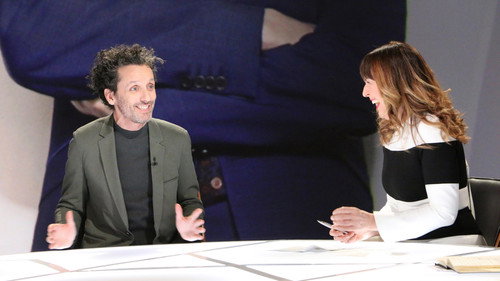 Dans les médias Season 3 Episode 20 - Episode 20