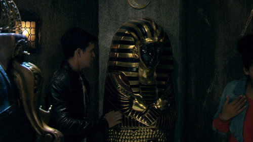 House of Anubis Season 3 Episode 6 - House of Questions