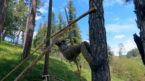 Alone: The Skills Challenge Season 1 Episode 3 - Smoke-Free, Bone-Dry Shelter
