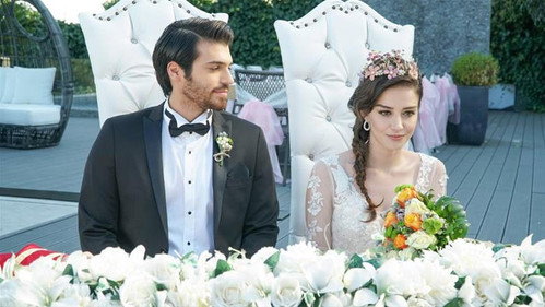 Full Moon Season 1 Episode 16 - Episode 16