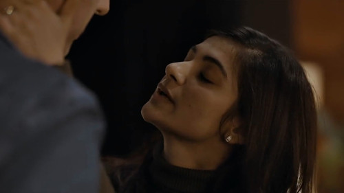 Aarya Season 1 Episode 8 - Grahan Hai Aaj