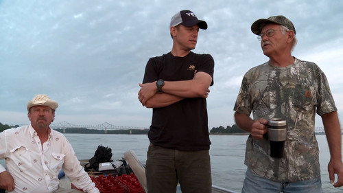 MeatEater Season 6 Episode 15 - Living Off the Water: Kentucky Fish