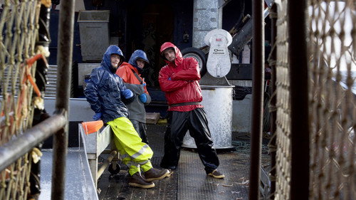 Deadliest Catch Season 15 Episode 19 - Time And Tide Wait For No Man