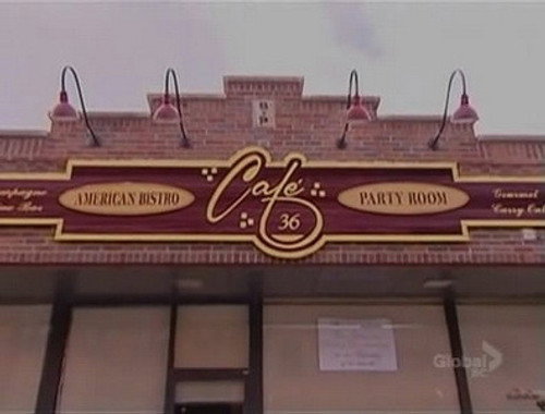 Kitchen Nightmares Season 1 Episode 22 - Cafe 36